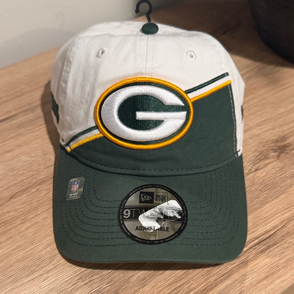 New Era Green and White Packers Cap